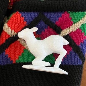 Vintage 1988–1994 Lenox baby lamb perfect for nativity Christmas or farmhouse